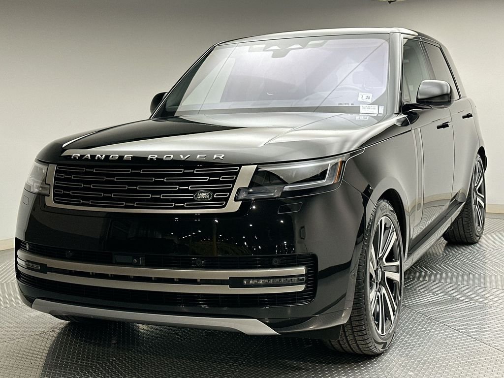 Used 2023 Santorini Black Metallic Land Rover SE image 1