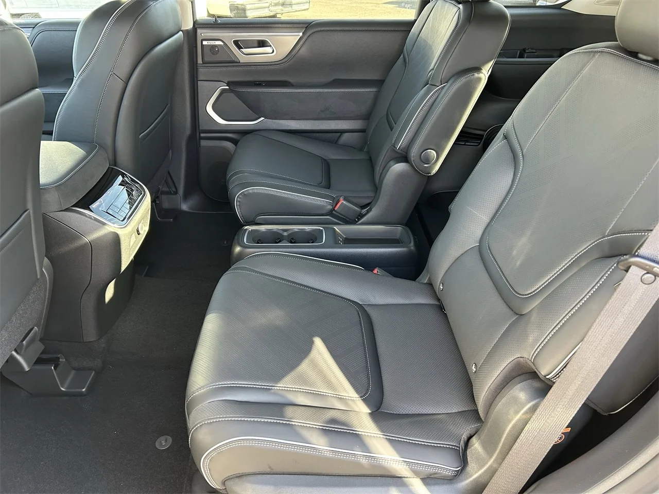 2026 INFINITI QX80 Luxe - Photo 14