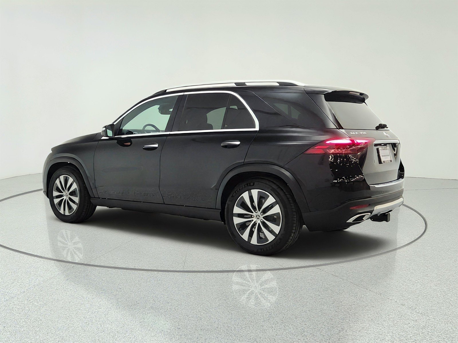 Certified Used 2026 Black Mercedes-Benz GLE 350 SUV image 7