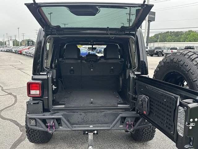 Used 2022 Black Jeep Unlimited Rubicon image 16