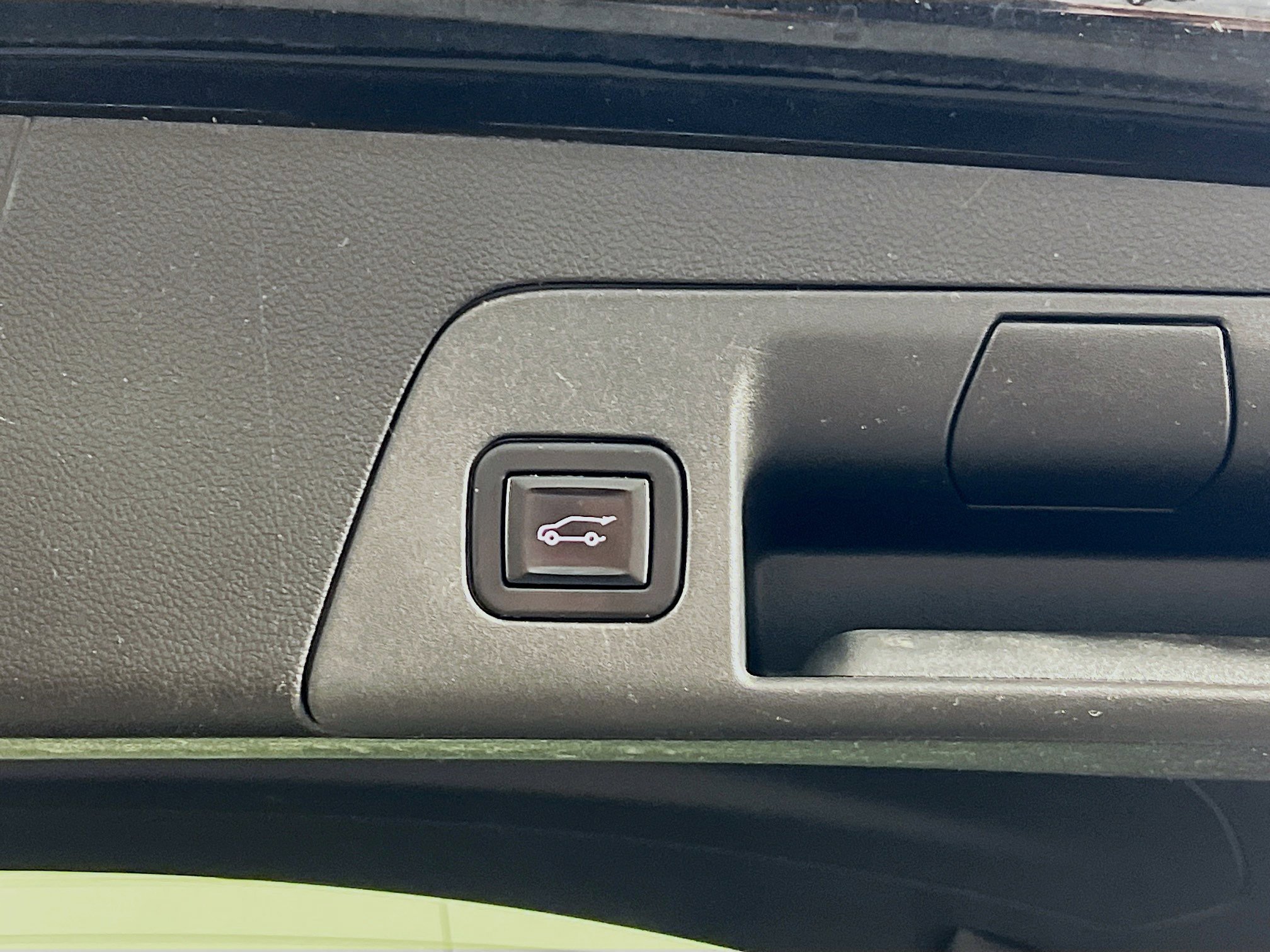 2021 Buick Envision Essence - Photo 26