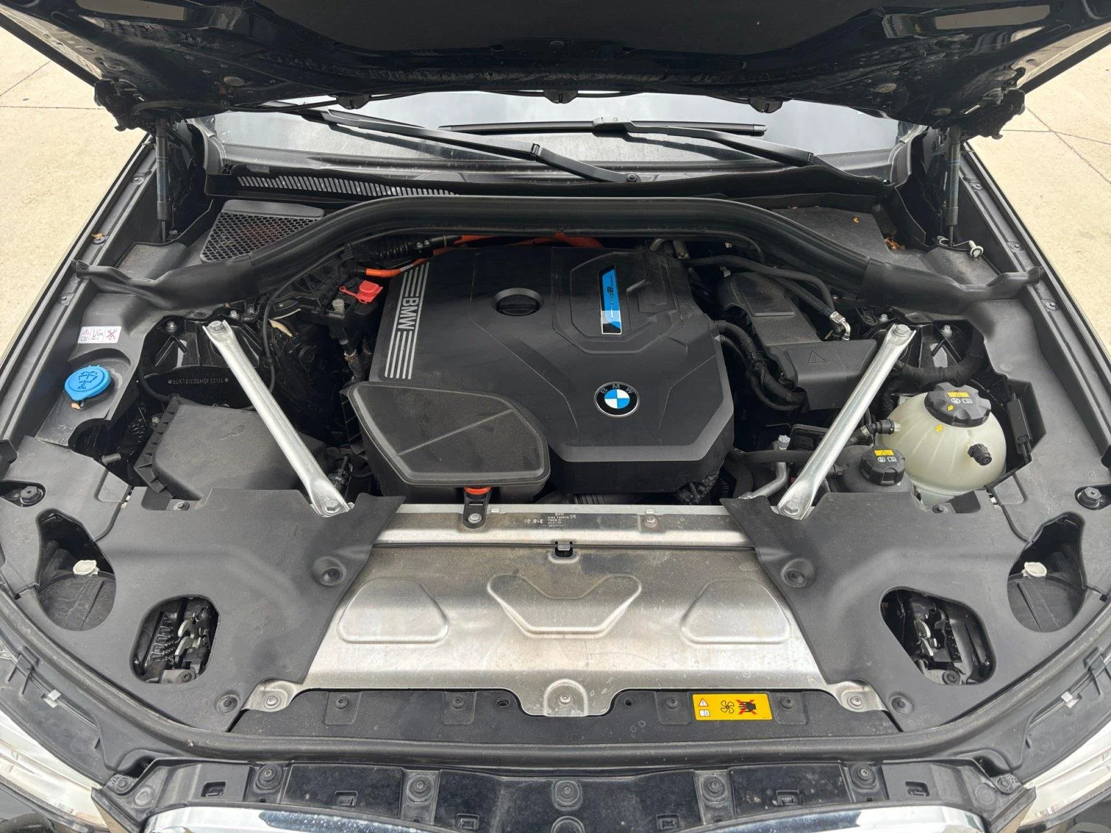 Used 2021 Jet Black BMW xDrive30e image 32