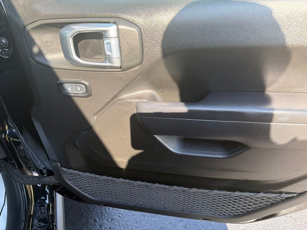 Used 2024 Black Jeep Sport S 4xe image 15