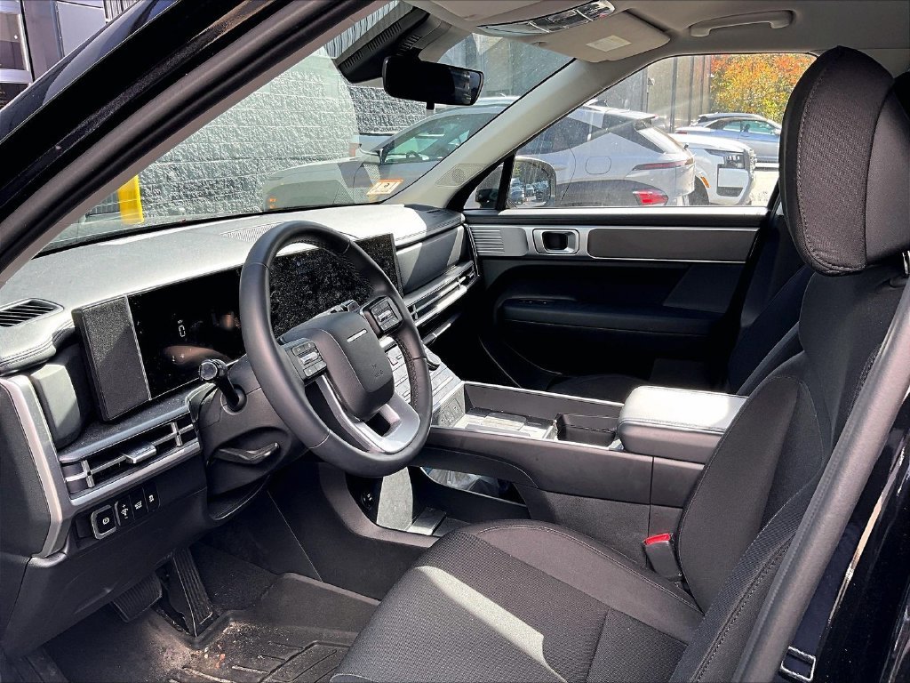 Used 2026 Black Hyundai SE image 7