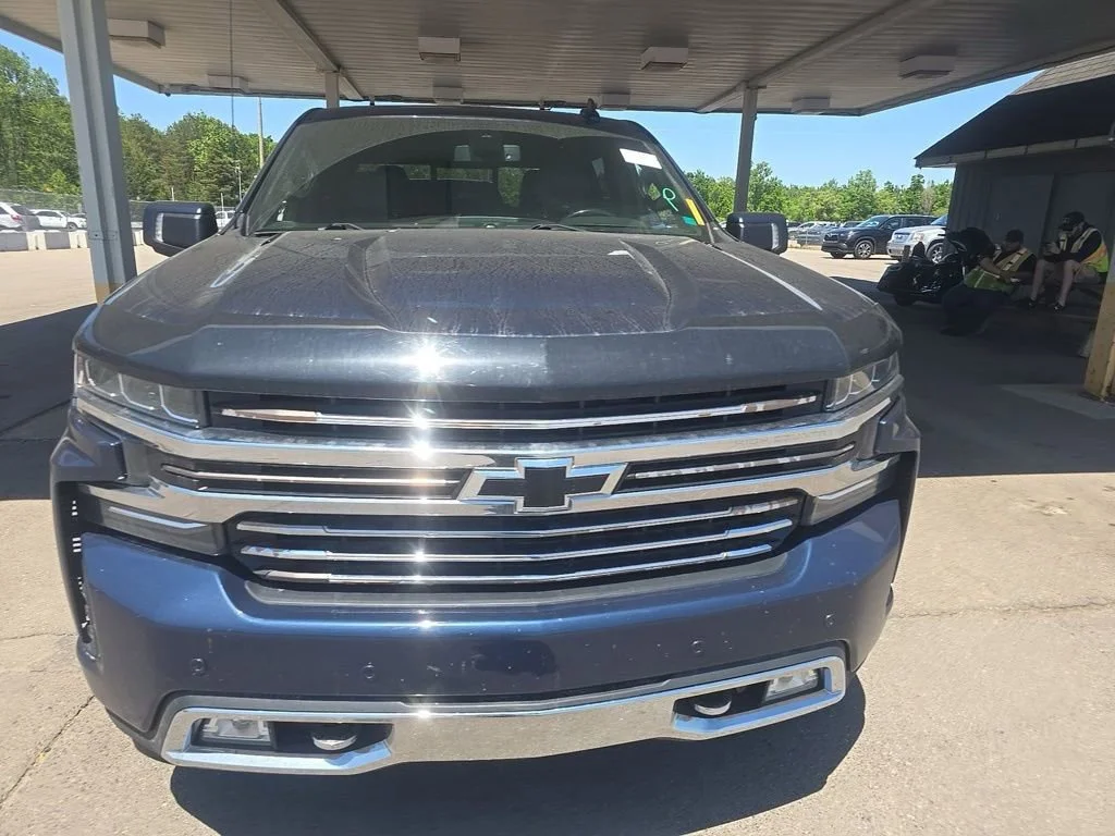 Used 2020 Blue Chevrolet High Country image 12