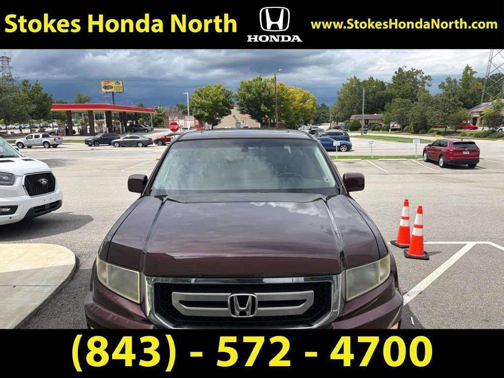 Used 2010 Red Honda RTL image 2