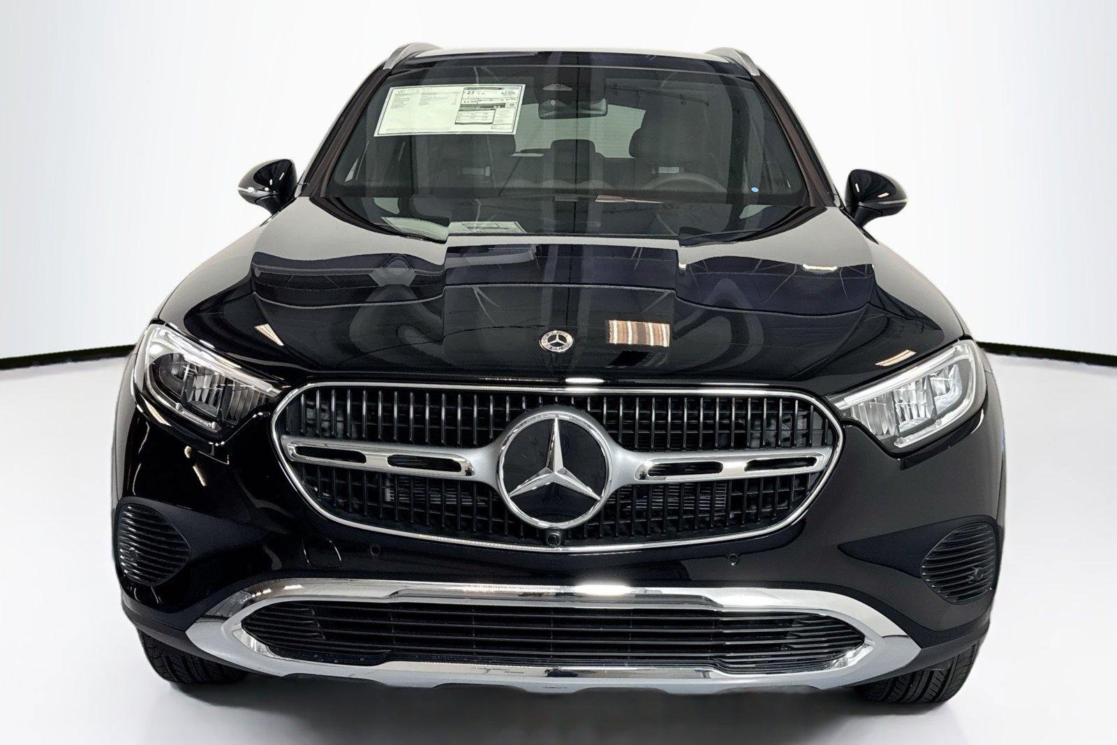 New 2026 Black Mercedes-Benz GLC 300 image 2