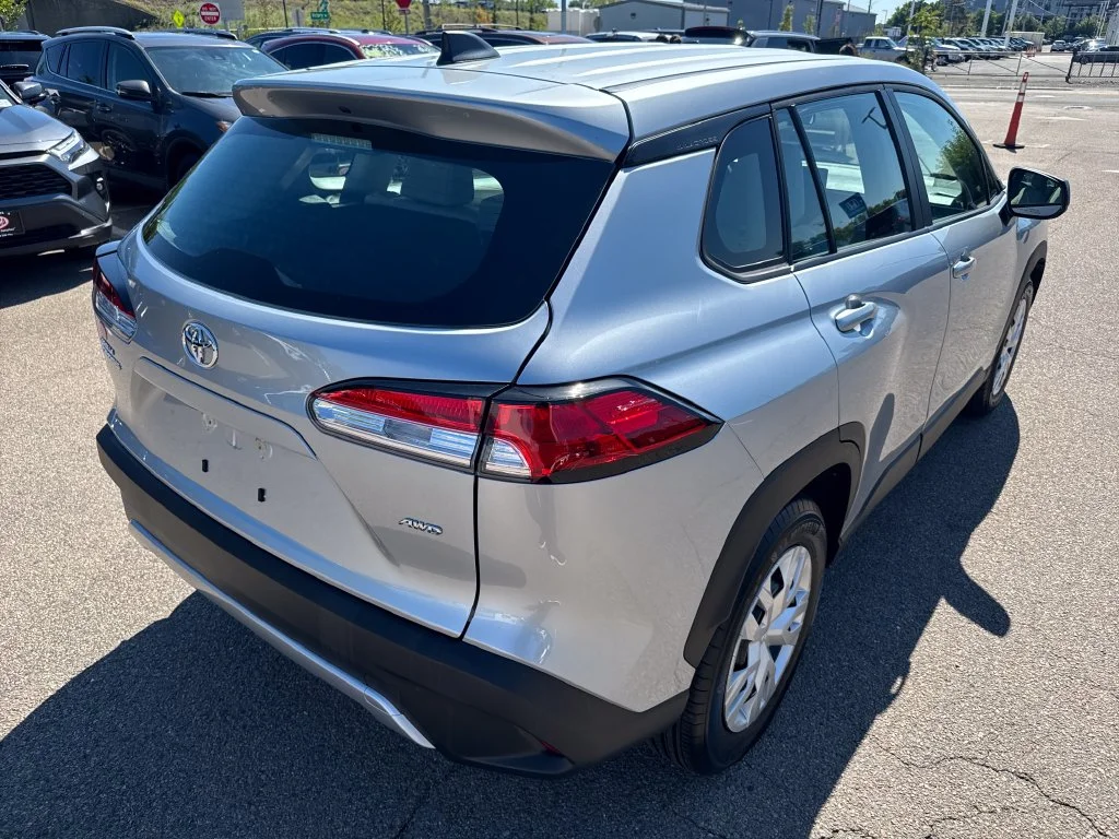 Used 2024 Silver Toyota L image 8