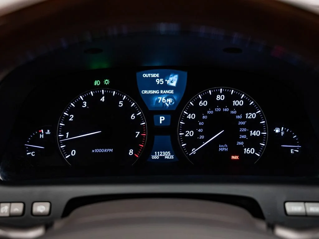 Used 2011 Obsidian Lexus 460 image 32