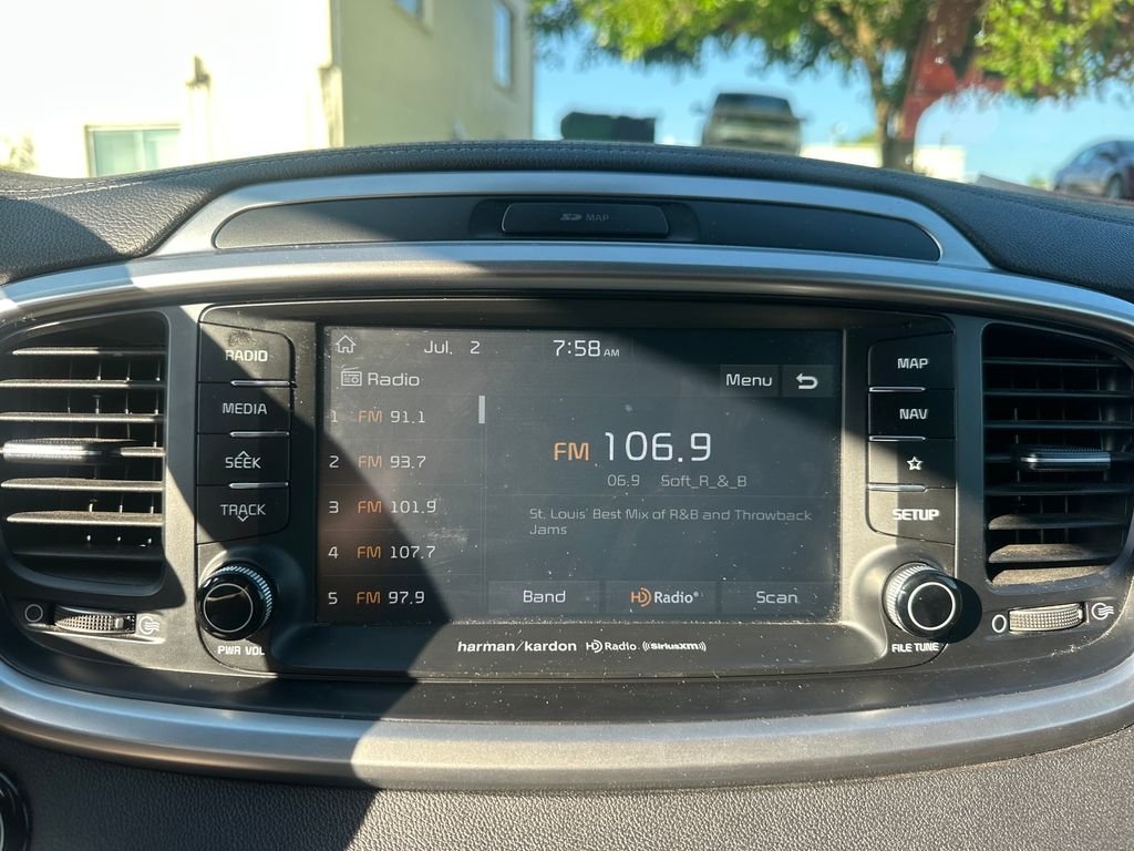 Used 2019 Brown Kia SX Limited image 24