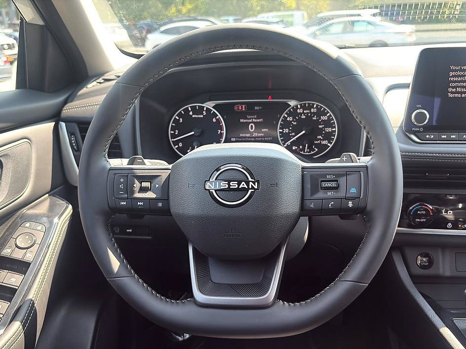 Used 2026 Everest White Pearl Tricoat Nissan Dark Armor image 38