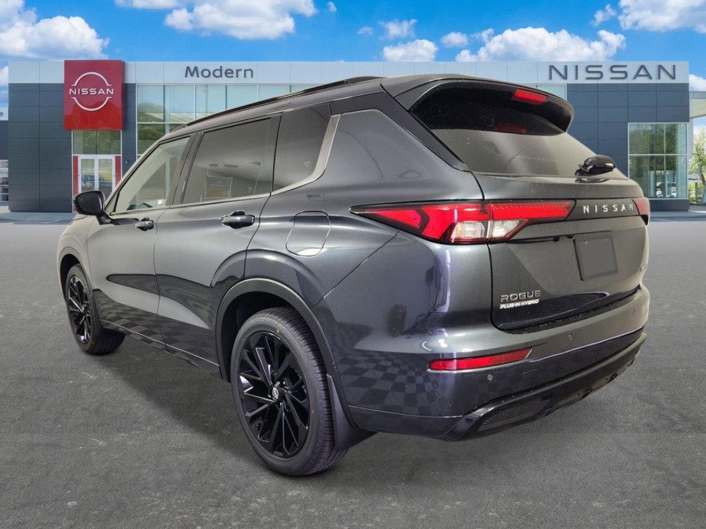 New 2026 Moonrock Gray Nissan Platinum image 3