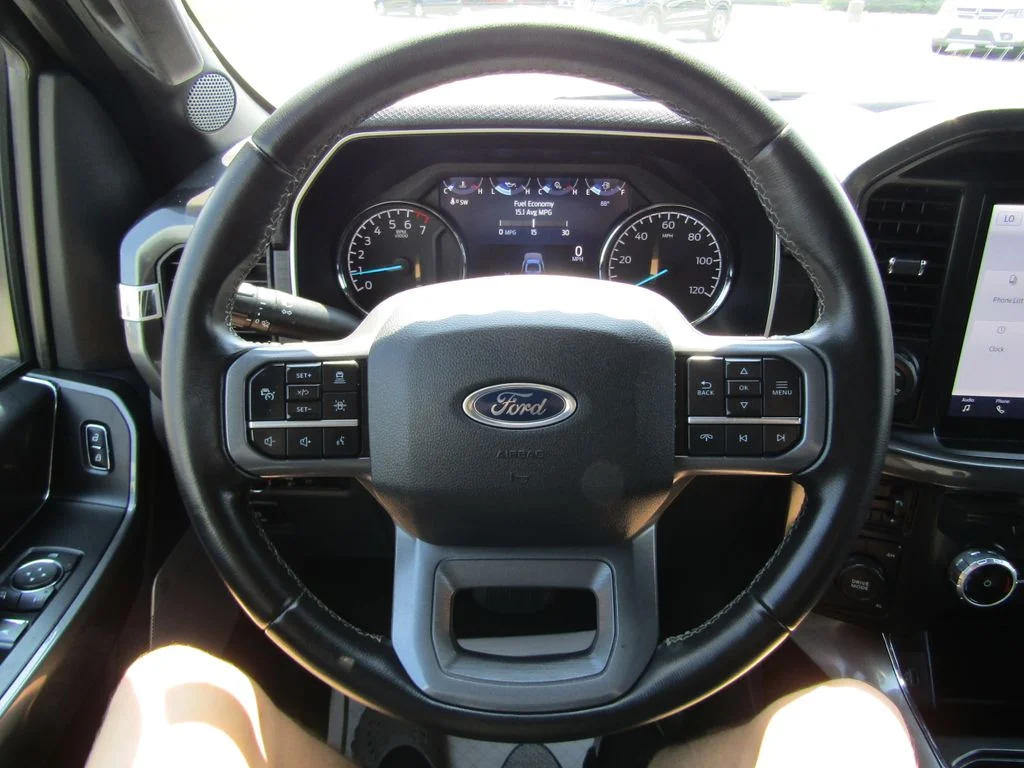 Used 2023 Agate Black Metallic Ford XLT image 22