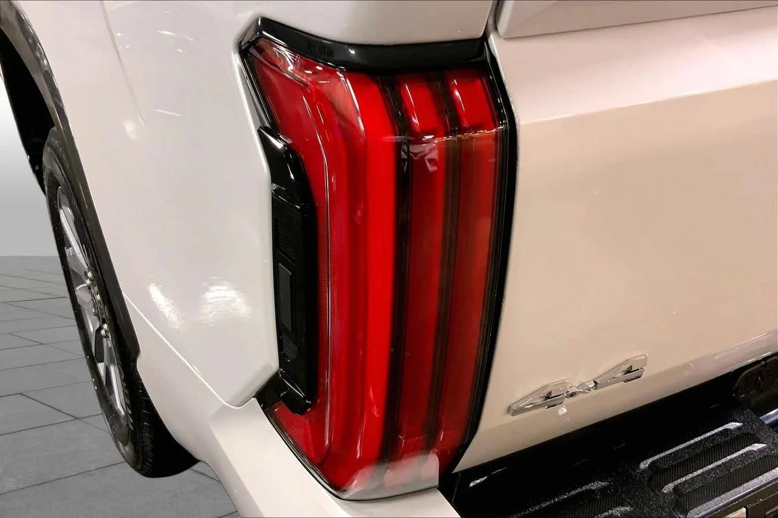 Used 2024 Wind Chill Pearl Toyota 1794 Edition Hybrid image 29