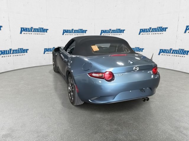Used 2016 Blue Mazda Grand Touring image 9