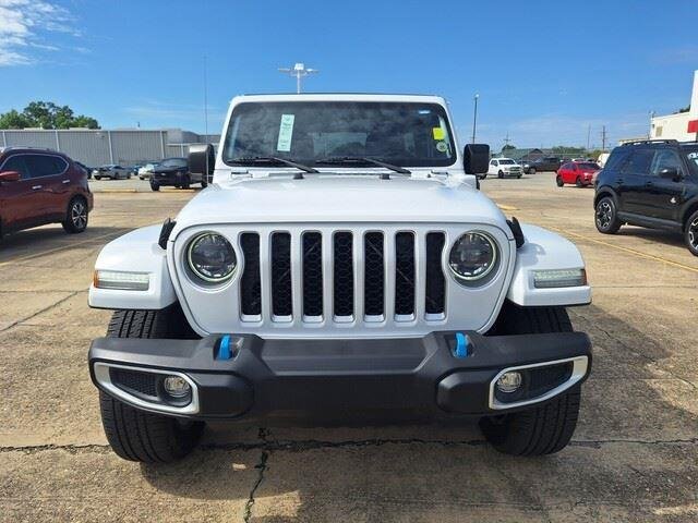 Used 2023 Bright White Clearcoat Jeep Sahara image 8