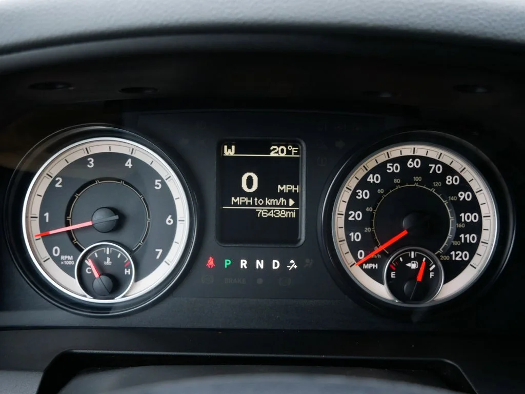 Used 2017 Silver Ram SLT image 21