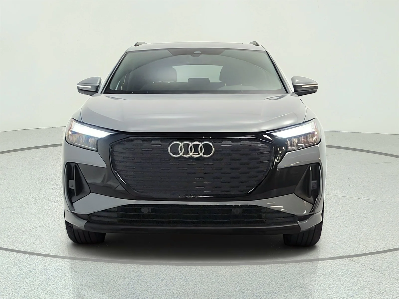 Used 2025 Pebble Gray Audi Premium Plus 55 quattro image 2