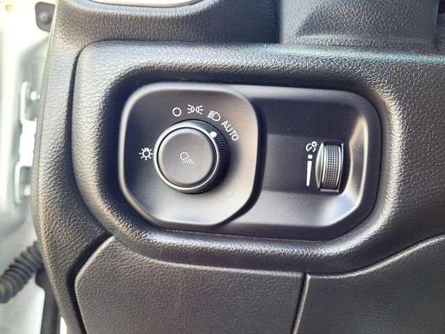 Used 2022 White Ram Big Horn image 14