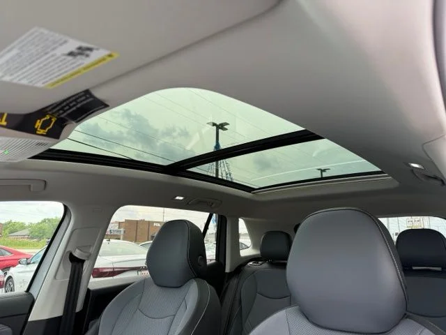 New 2026 Silver Volkswagen 2.0T SE image 7