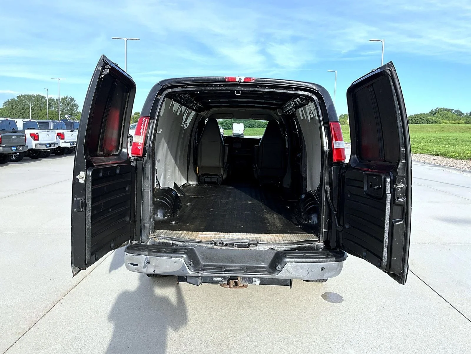 Used 2016 Black GMC Work Van image 15