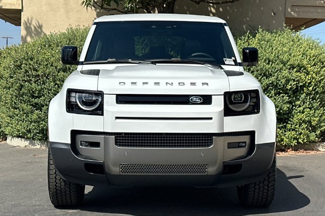 New 2026 Fuji White Land Rover S image 8