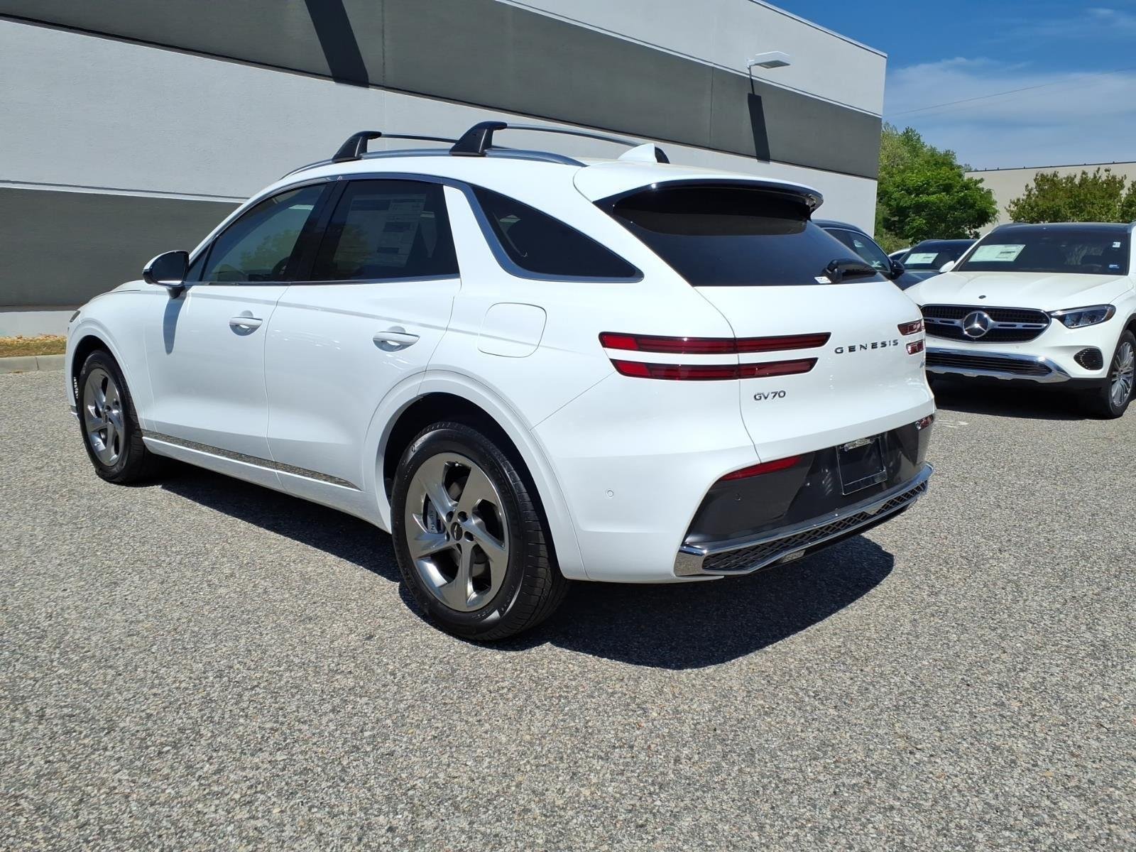 New 2026 Alta White Genesis 2.5T ADVANCED image 8