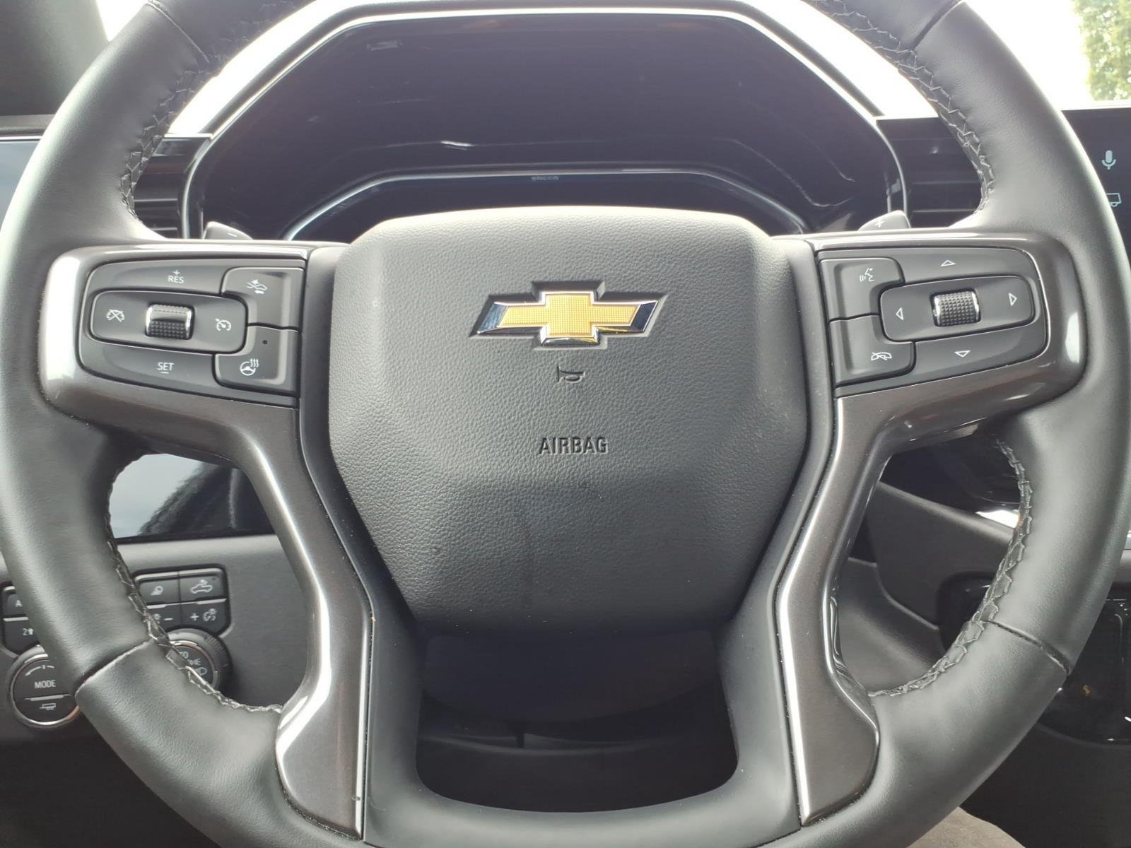 Used 2025 Black Chevrolet High Country image 26