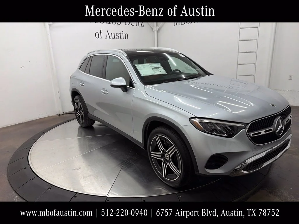 New 2027 Silver Mercedes-Benz GLC 300 image 1