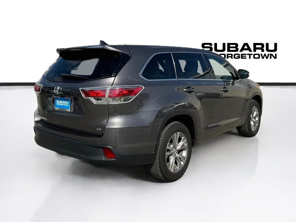 Used 2015 Gray Toyota LE Plus V6 image 7