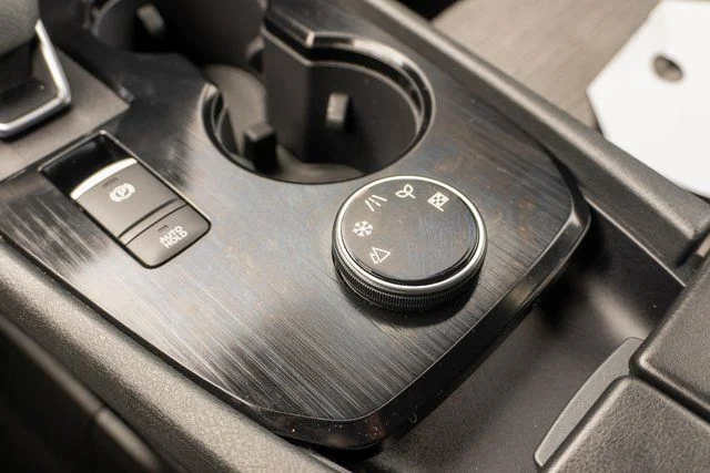 Used 2021 Gray Nissan SV image 28