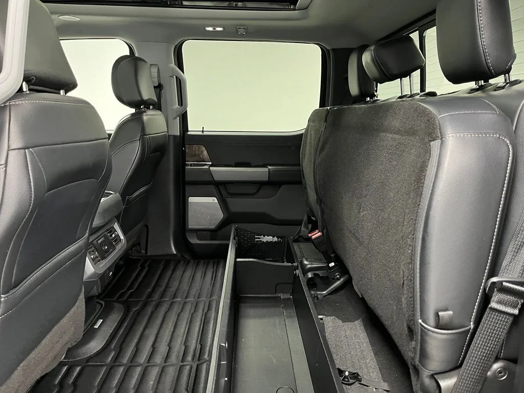 Used 2024 Black Ford Lariat image 45