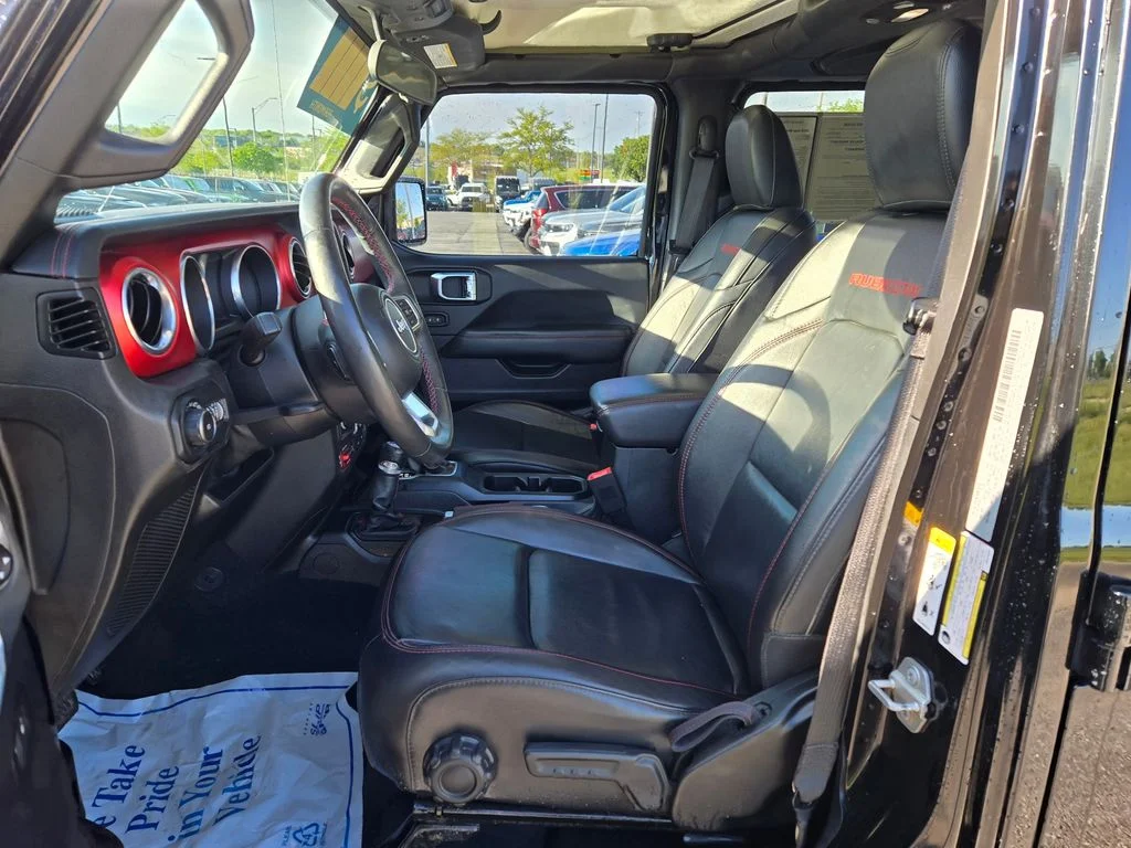 Used 2018 Black Jeep Unlimited Rubicon image 17