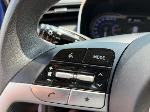 Used 2024 Blue Hyundai SEL image 14