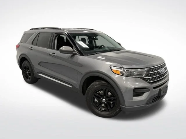 Used 2022 Gray Ford XLT image 36