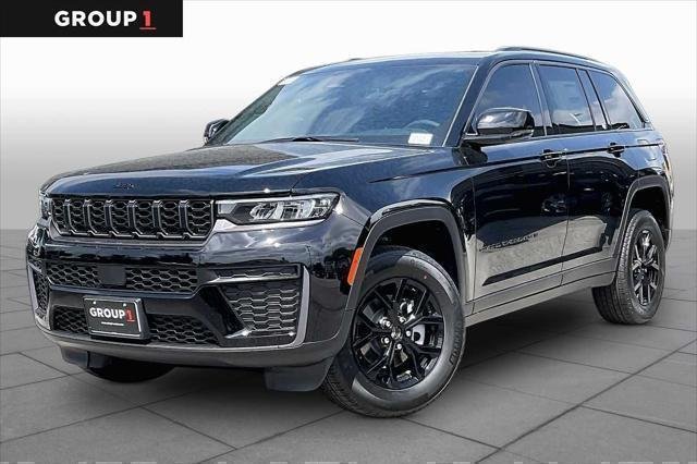 New 2026 Jeep Grand Cherokee Laredo 4x2 Sport Utility - InTransit