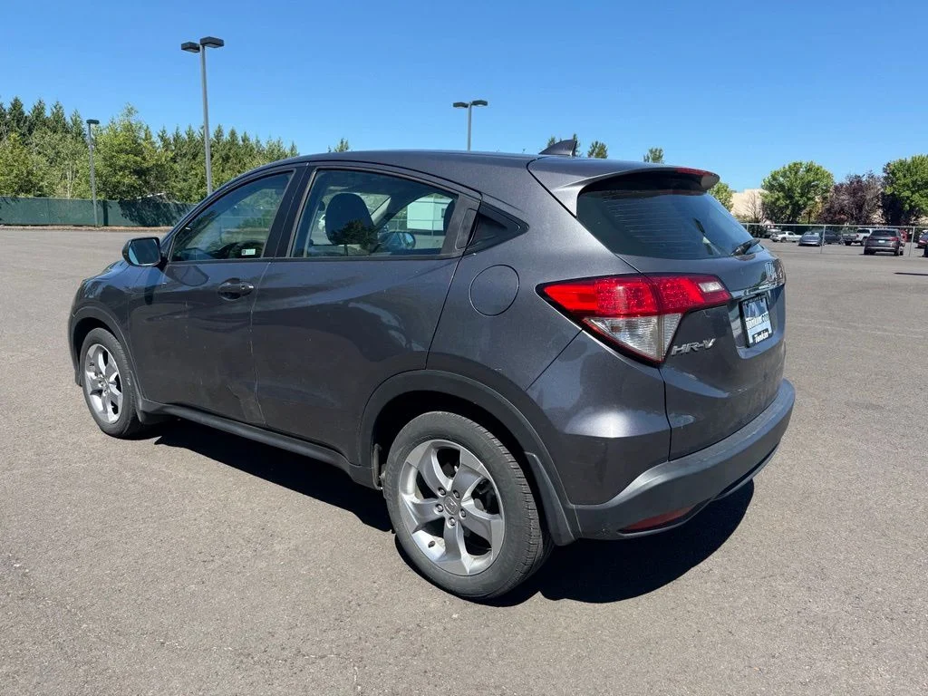 Used 2019 Modern Steel Metallic Honda LX image 5