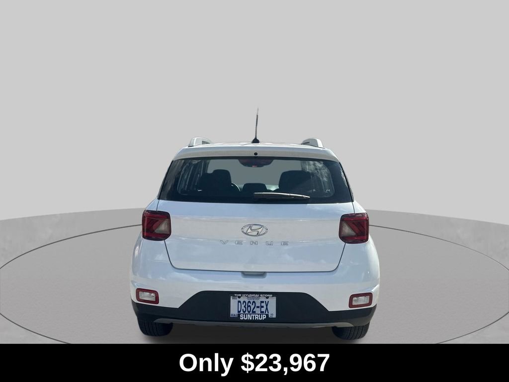 Used 2026 Lunar White Hyundai SEL image 4