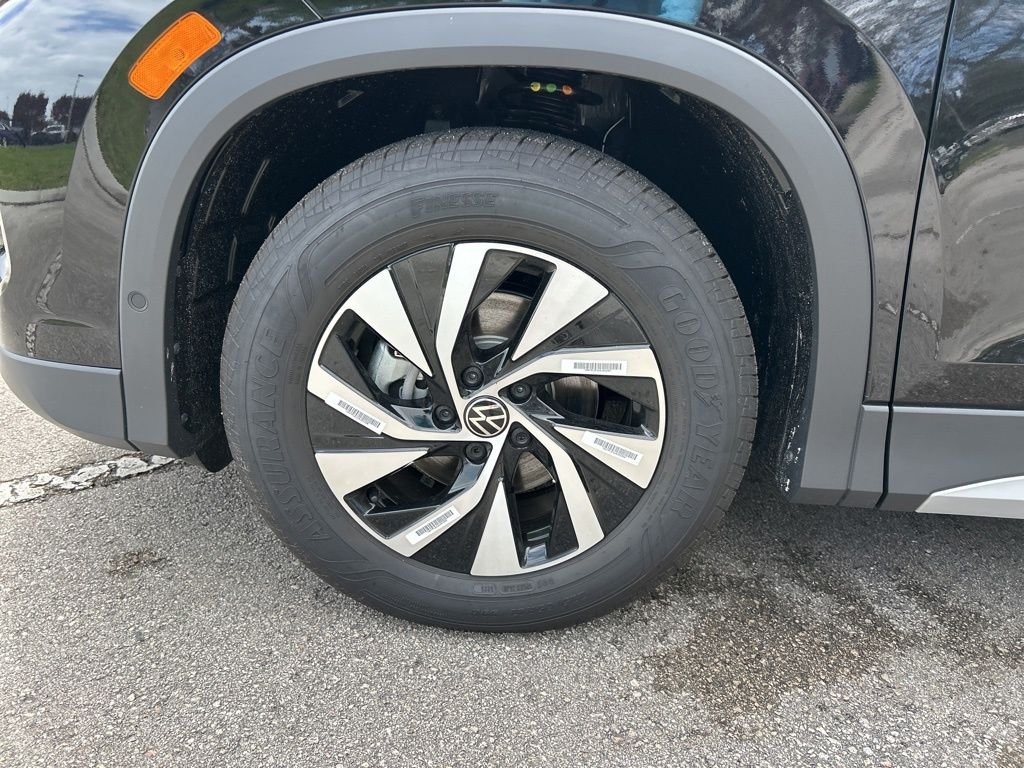 New 2026 Black Volkswagen 2.0T S image 52