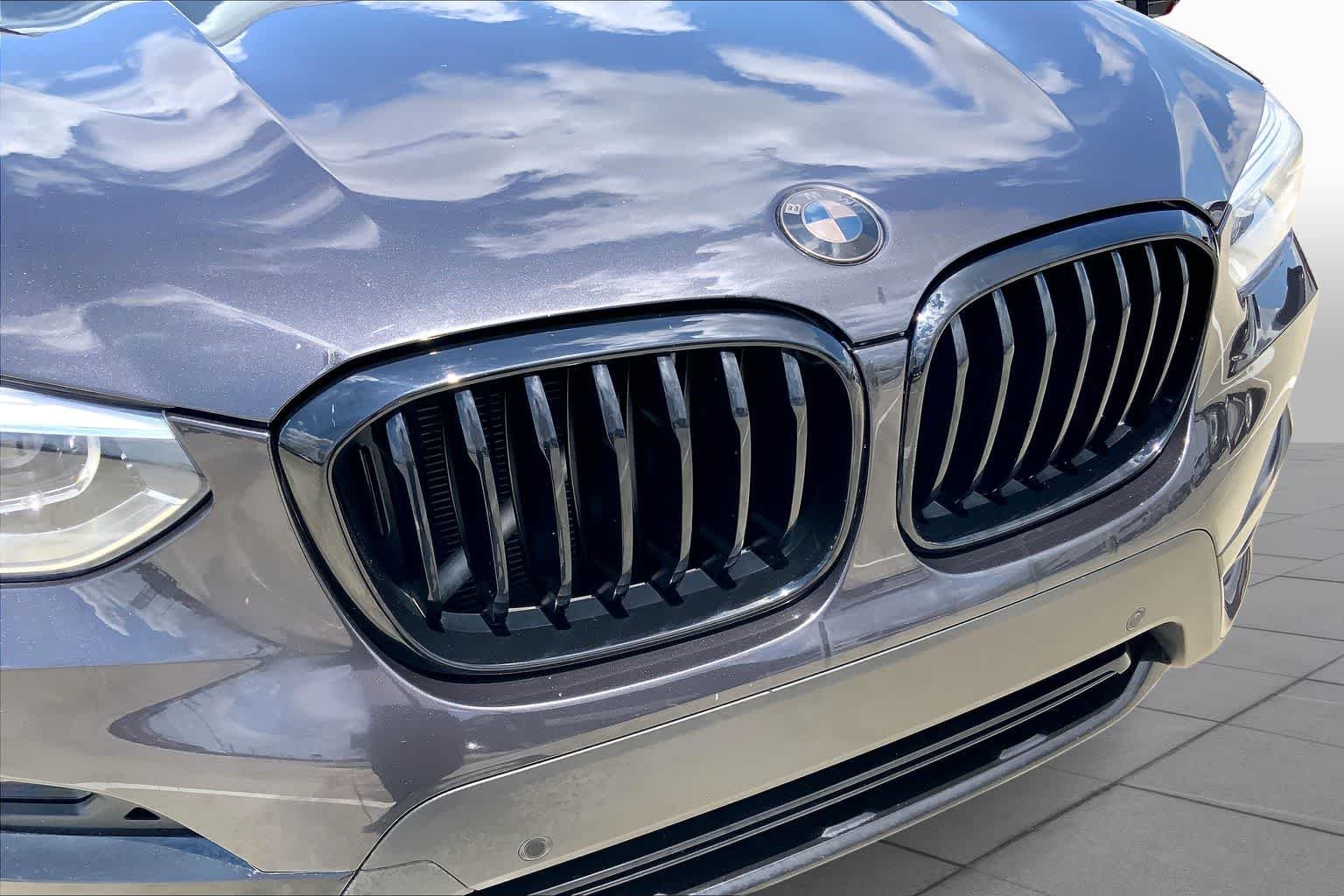 Used 2020 Dark Graphite Metallic BMW sDrive30i image 29