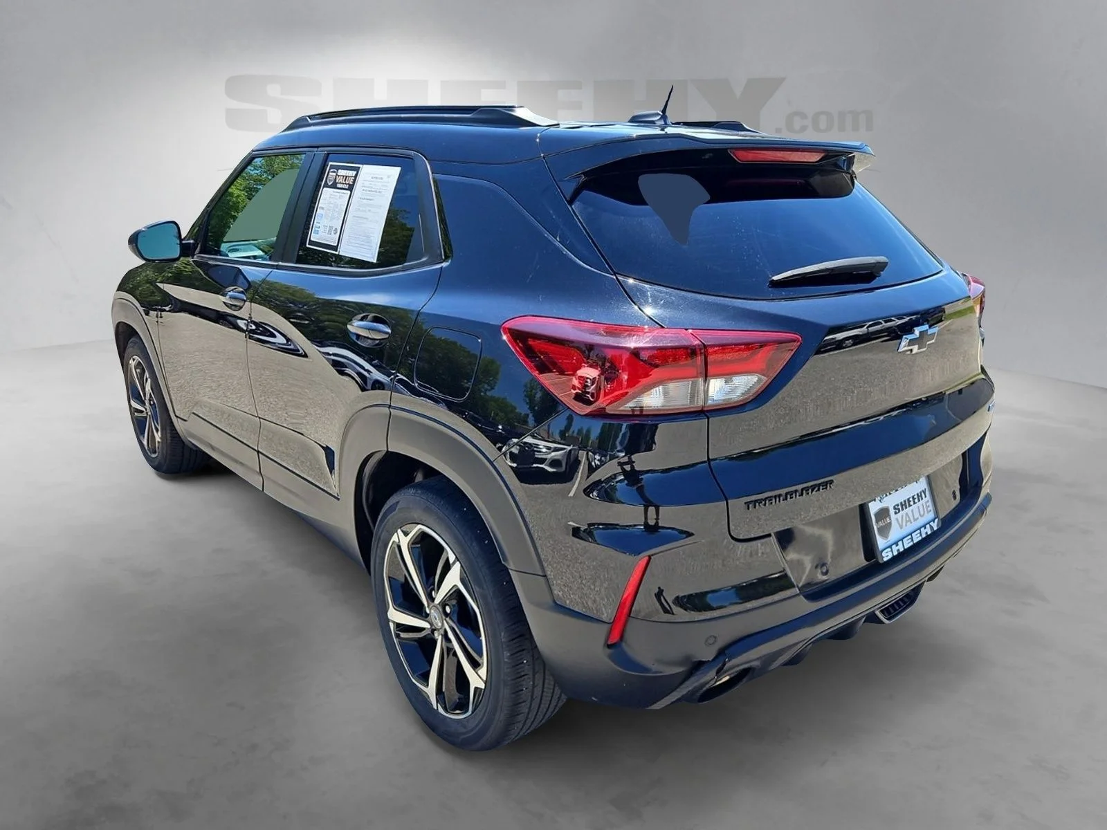 Used 2022 Black Chevrolet RS image 14