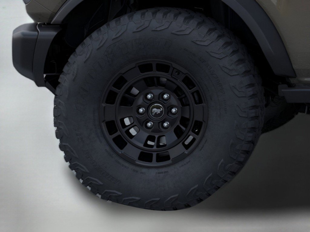 New 2026 Marsh Gray Ford Badlands image 23
