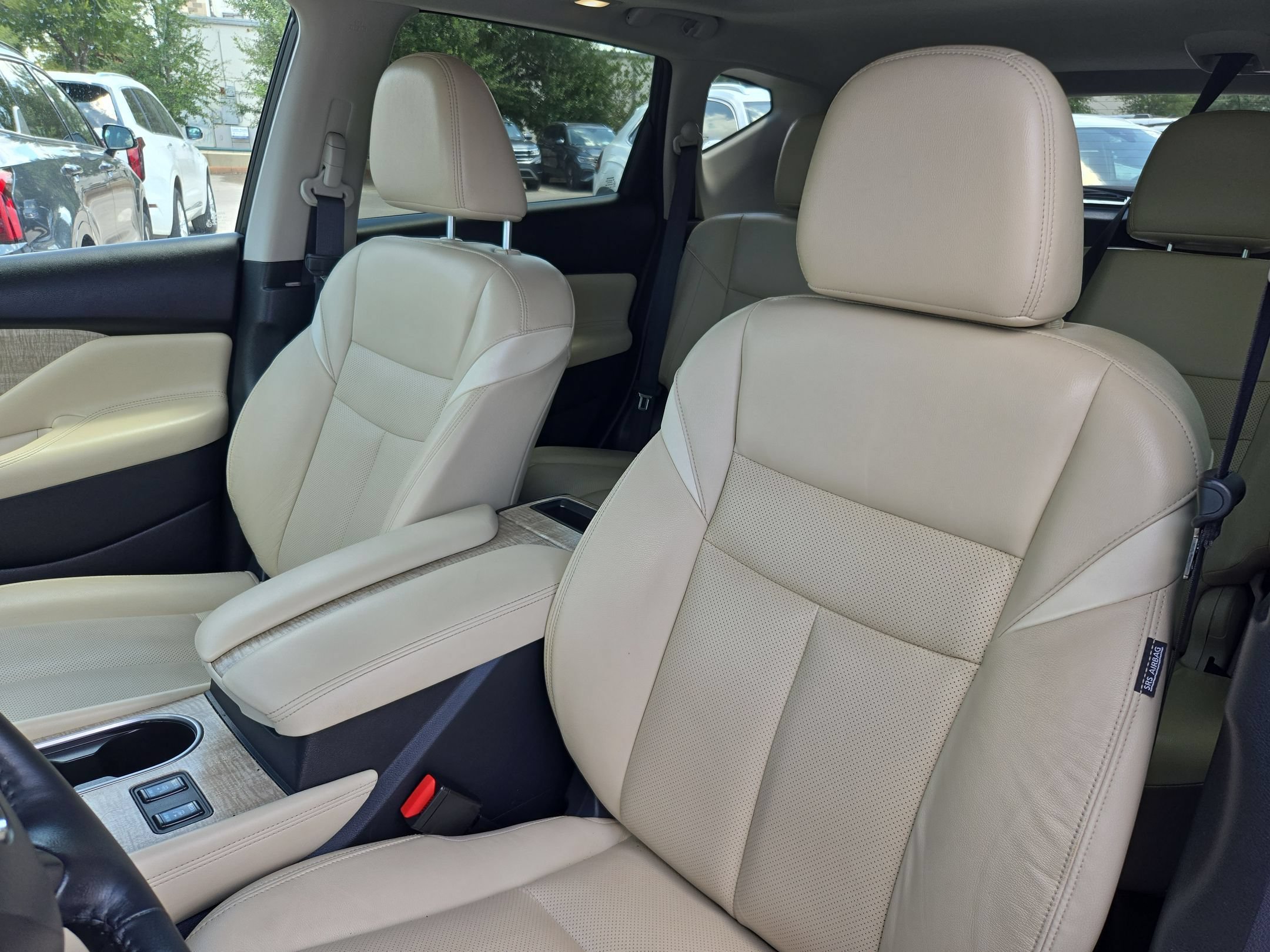 Used 2022 Scarlet Ember Tintcoat Nissan SL image 13