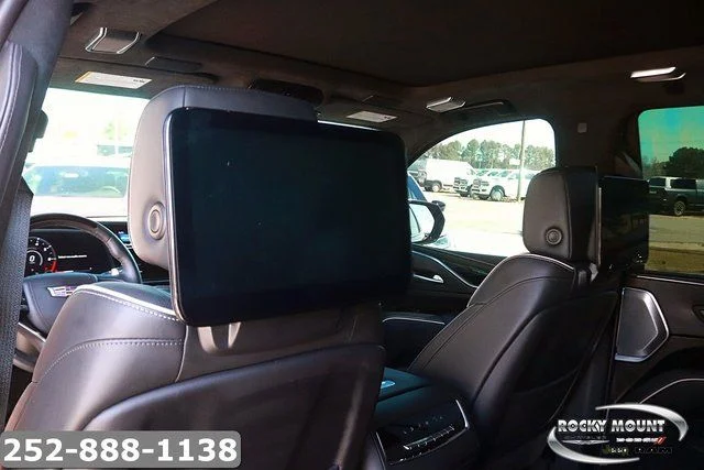 Used 2023 Red Cadillac V-Series image 17