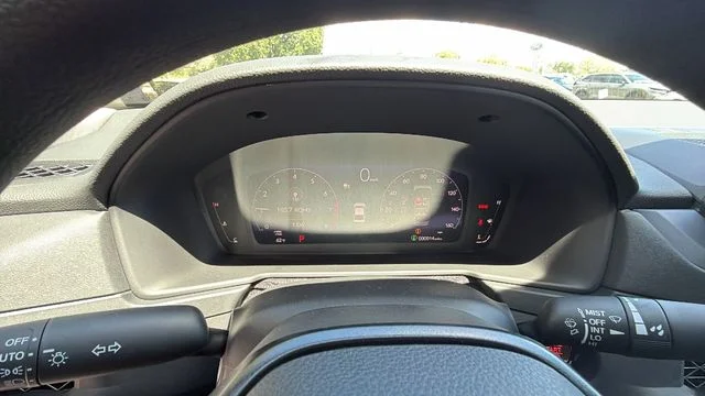 New 2026 White Honda SE image 29