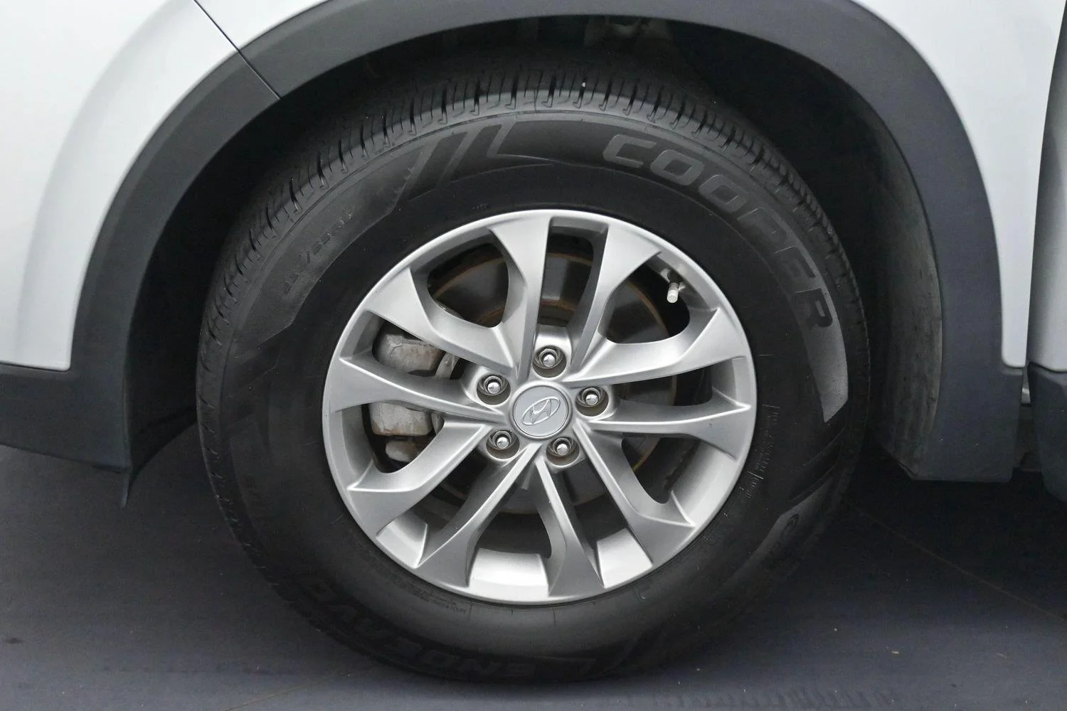 Used 2019 Symphony Silver Hyundai SE image 33