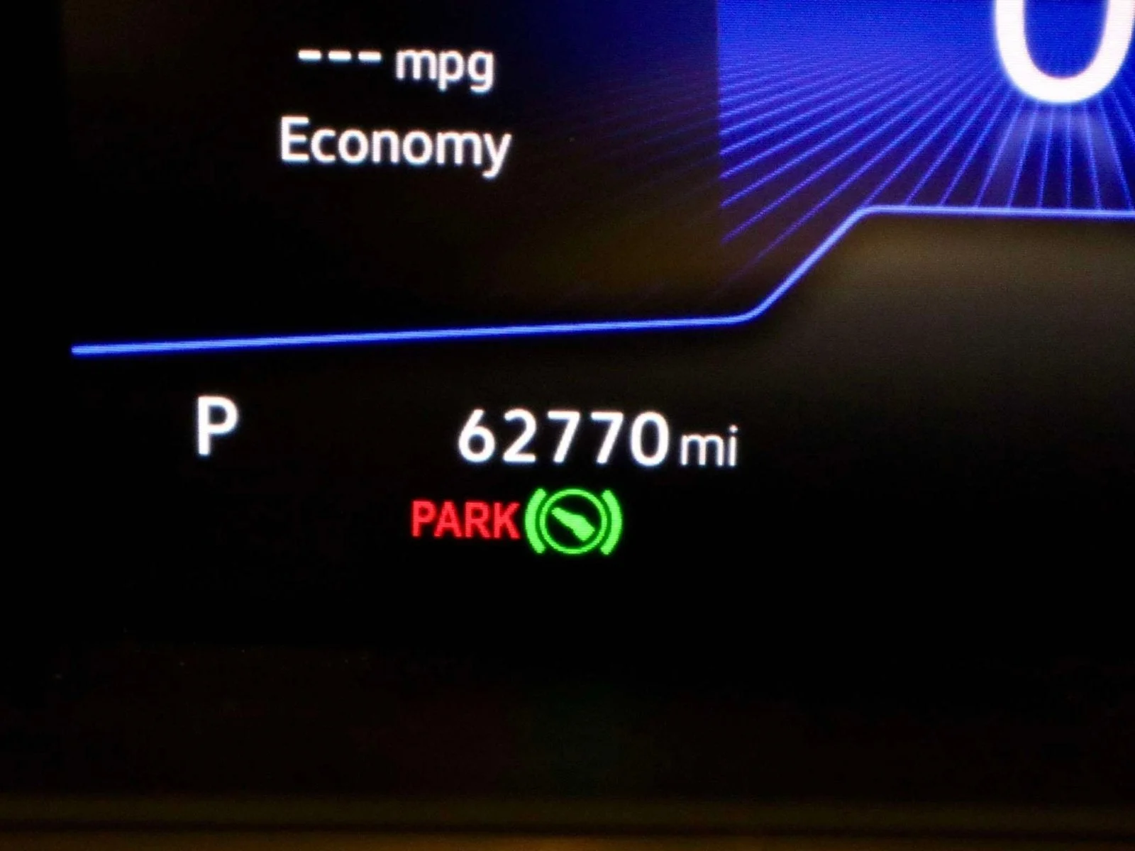 Used 2022 Pure White Volkswagen SE image 40