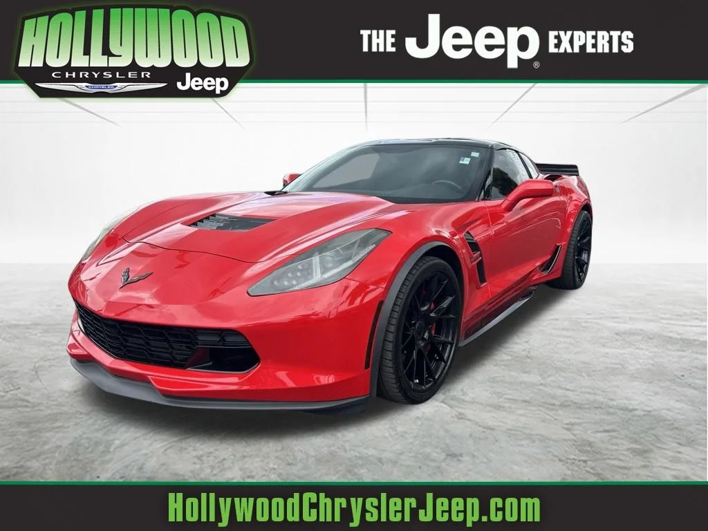 Used 2019 Red Chevrolet Grand Sport image 1