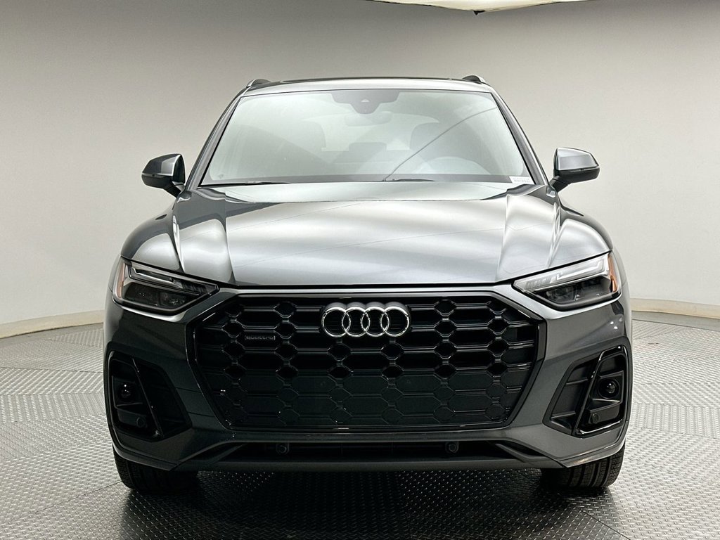 Used 2025 Daytona Gray Pearl Effect Audi 45 S line Premium image 16