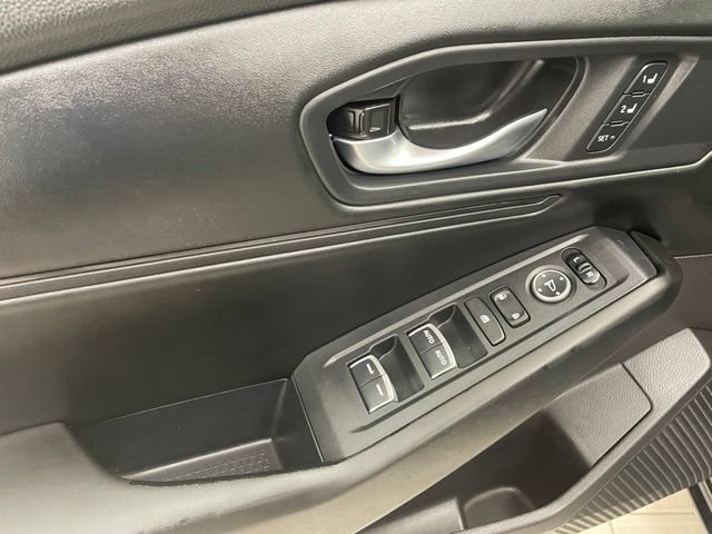 Used 2024 Gray Honda EX-L image 9